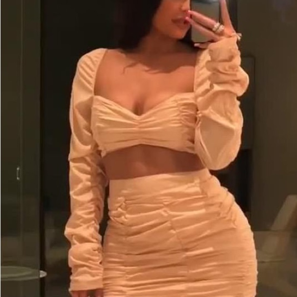 Stassie X Missguided crop top